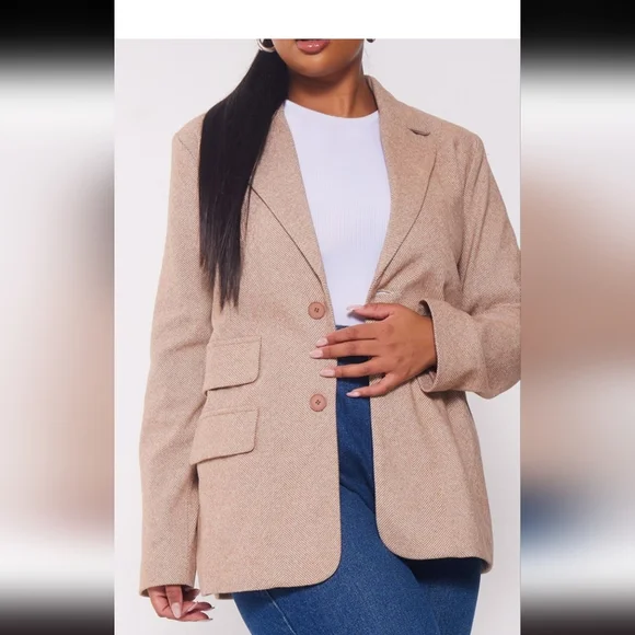 Pretty little thing Herringbone detail blazer - Picture 2 of 7